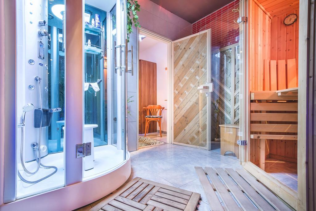 Villa Roses Apartments & Wellness อิตชิชี ภายนอก รูปภาพ