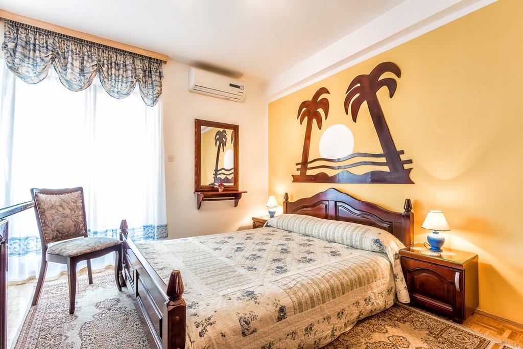 Villa Roses Apartments & Wellness อิตชิชี ภายนอก รูปภาพ