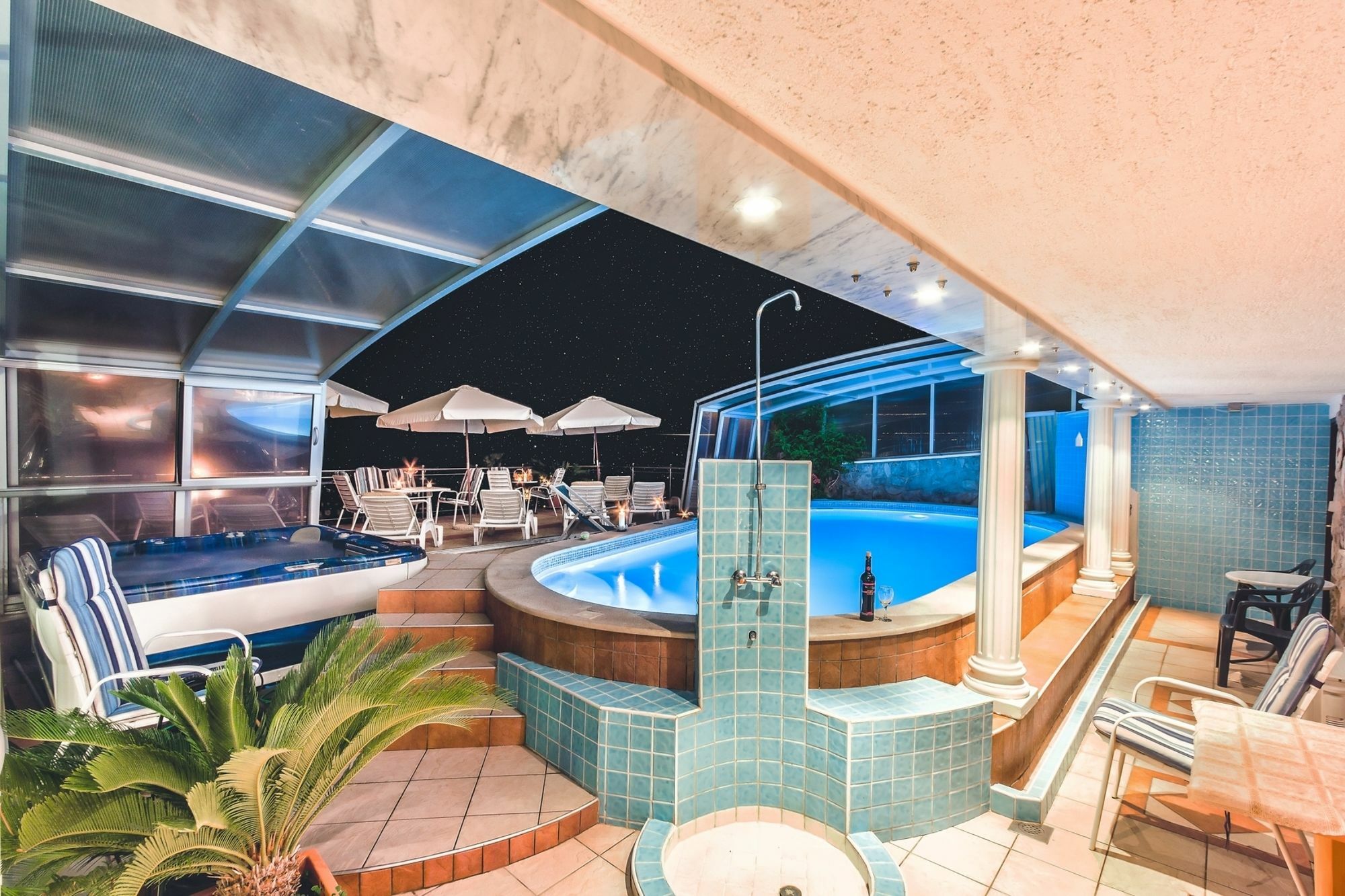 Villa Roses Apartments & Wellness อิตชิชี ภายนอก รูปภาพ