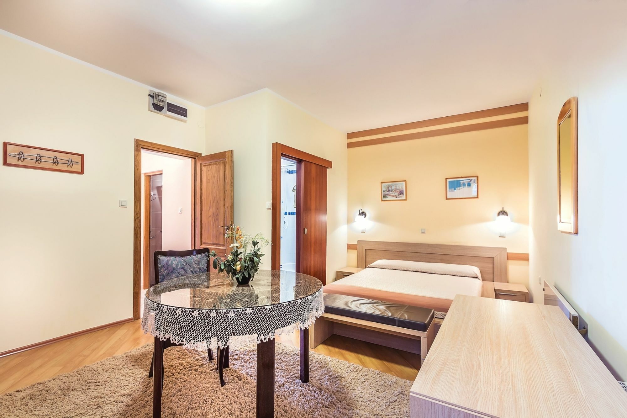 Villa Roses Apartments & Wellness อิตชิชี ภายนอก รูปภาพ